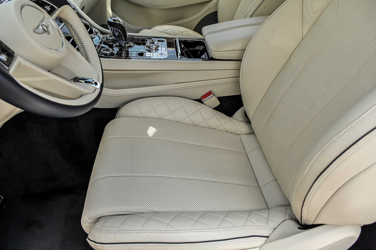 Used 2020 Bentley Continental GT AWD/4WD image 24