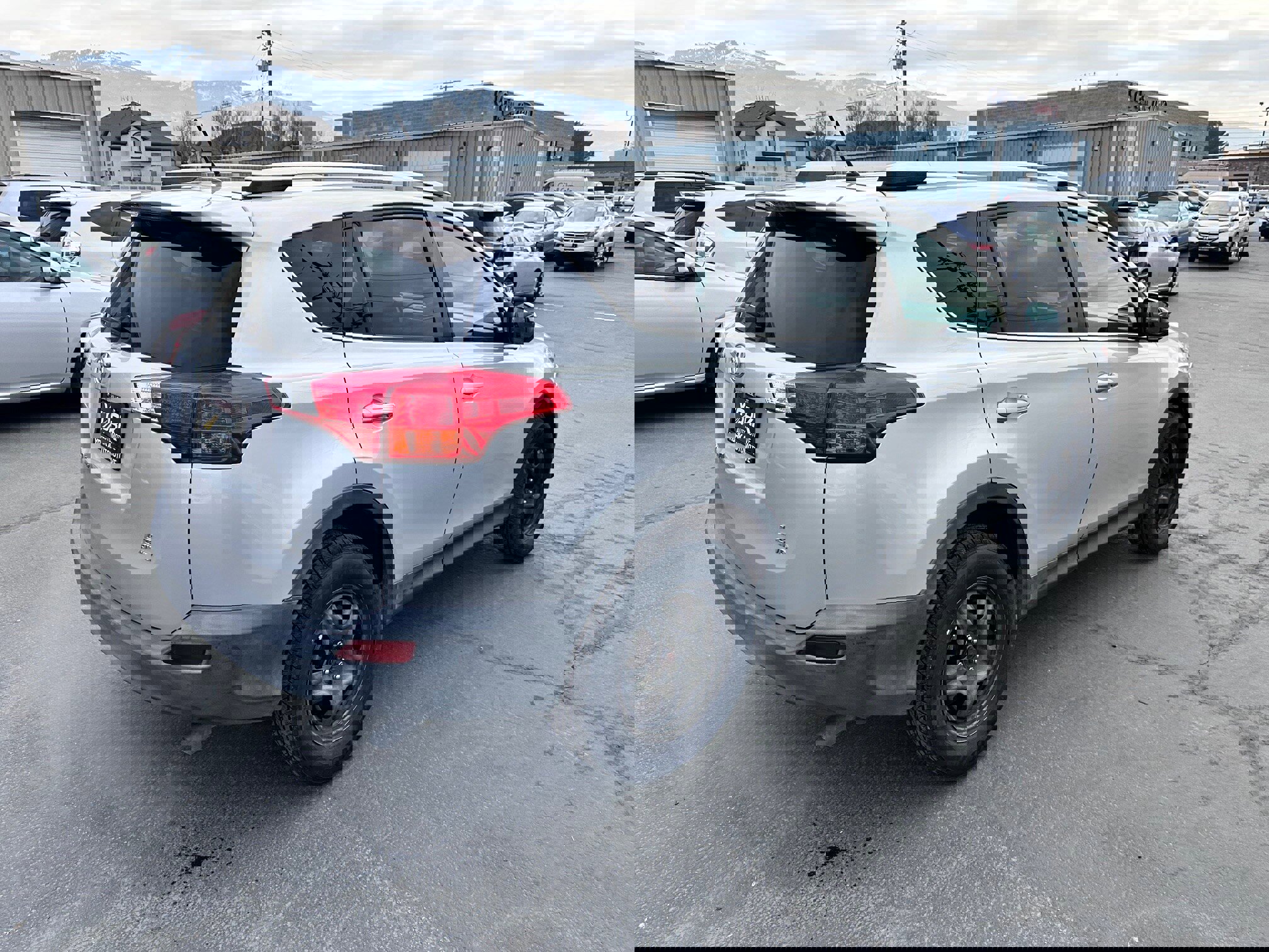 Used 2015 Toyota RAV4 LE image 3