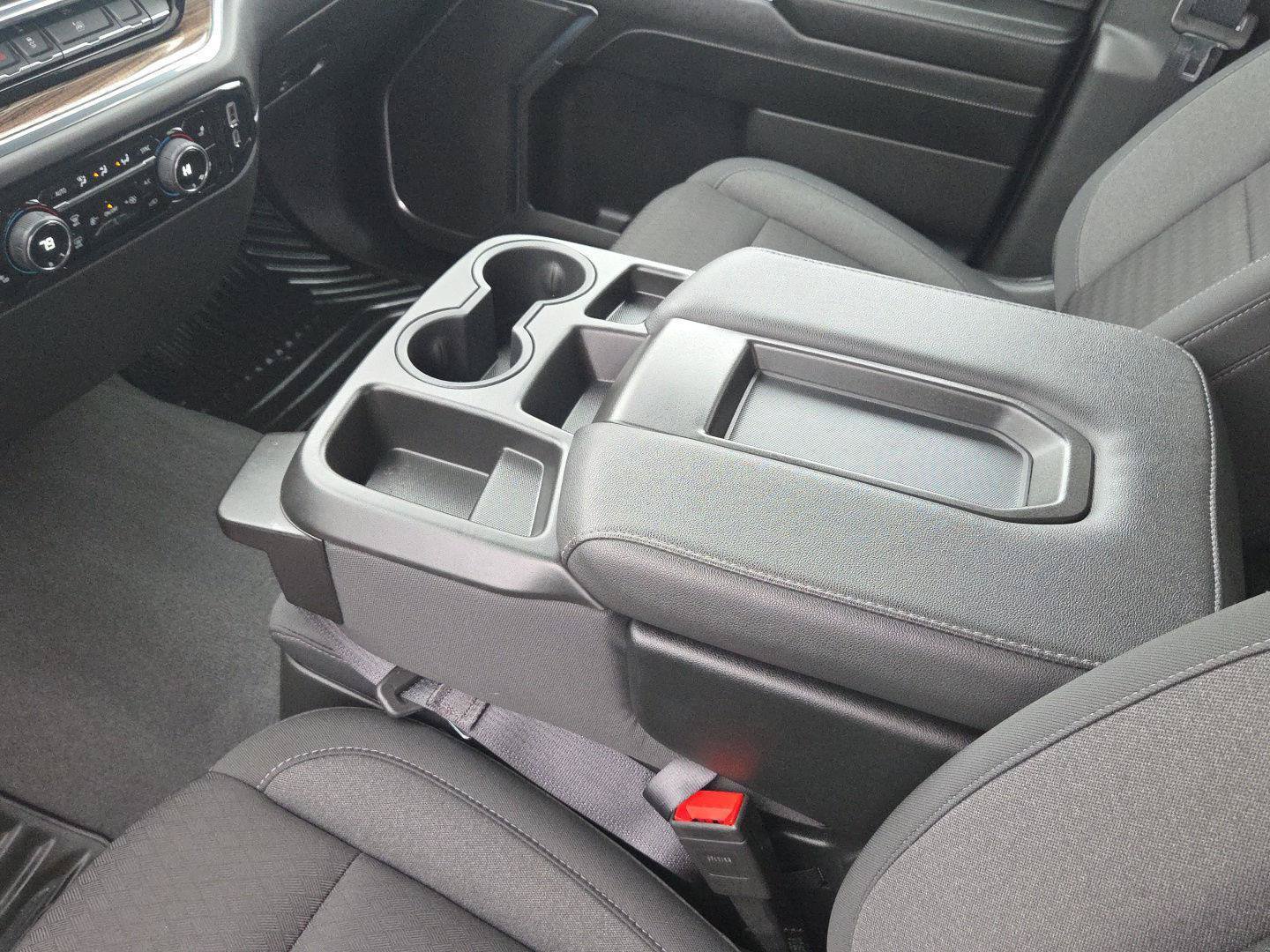 Used 2025 Chevrolet Silverado 1500 LT AWD/4WD image 20