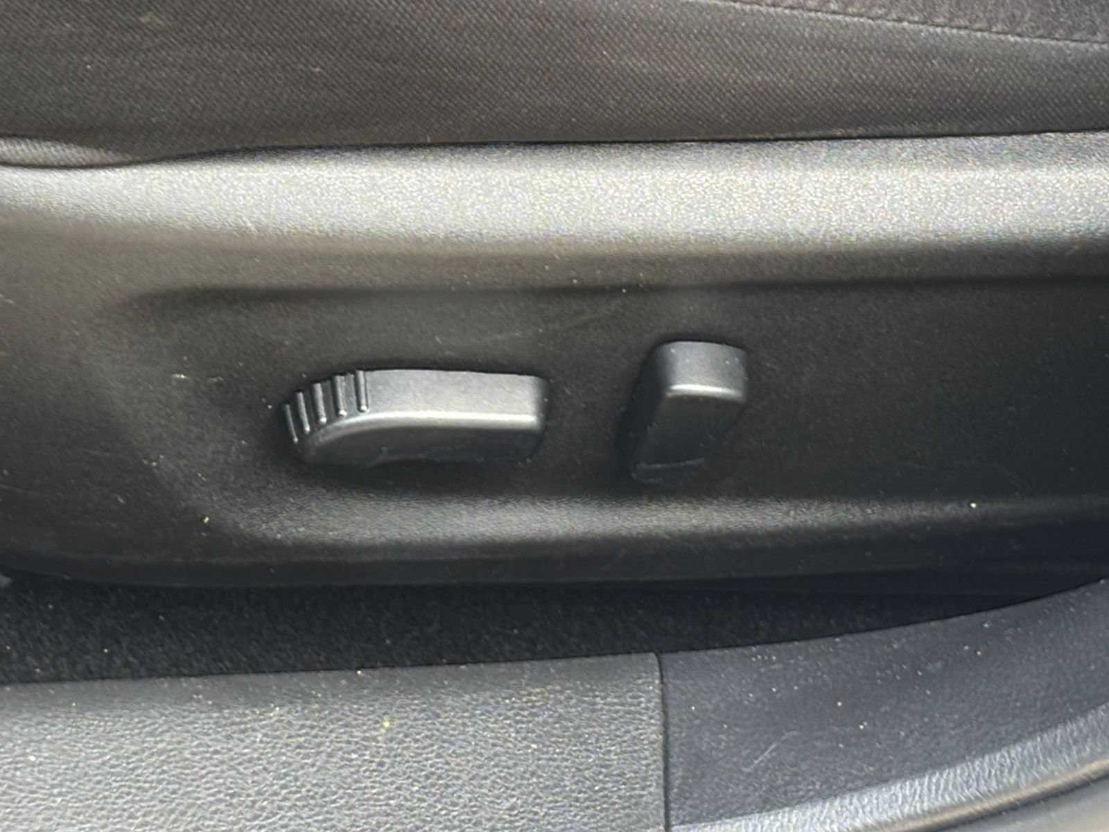 Used 2025 Nissan Altima 2.5 SV FWD image 18