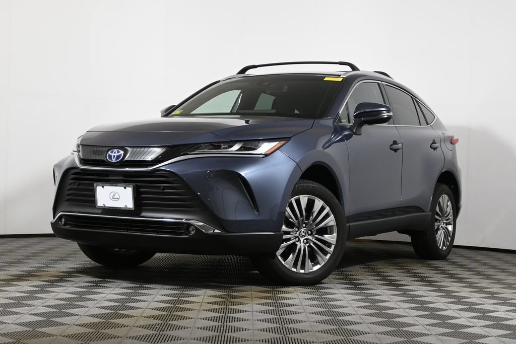 Used 2024 Toyota Venza XLE