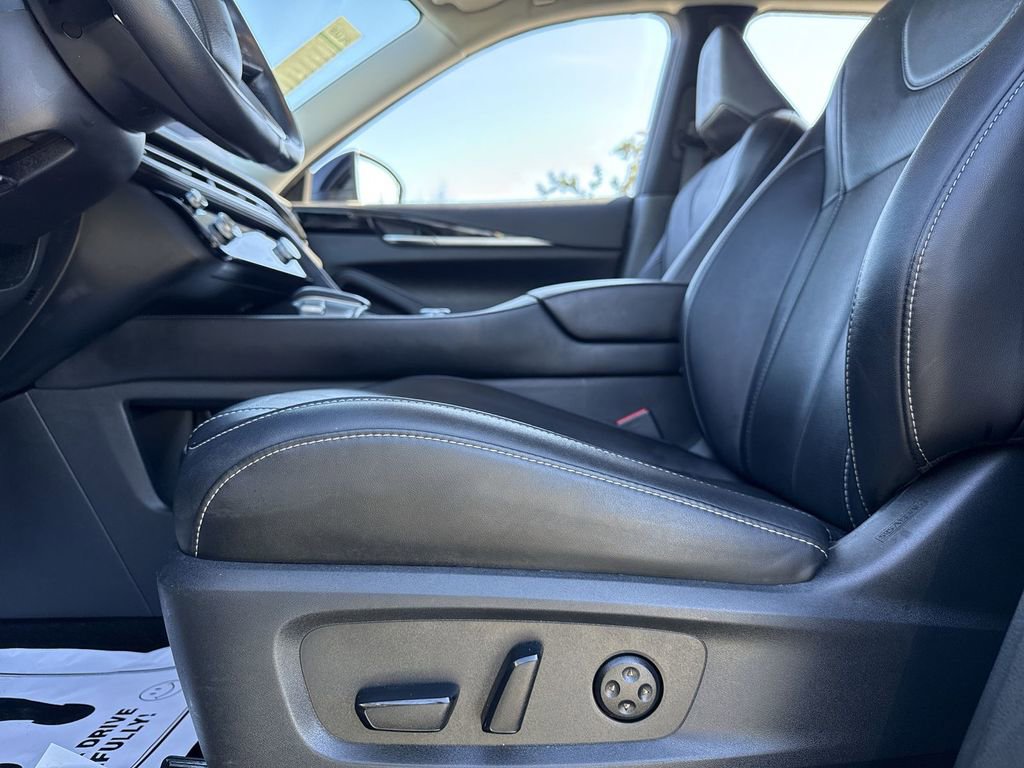 Used 2024 INFINITI QX60 Pure image 12