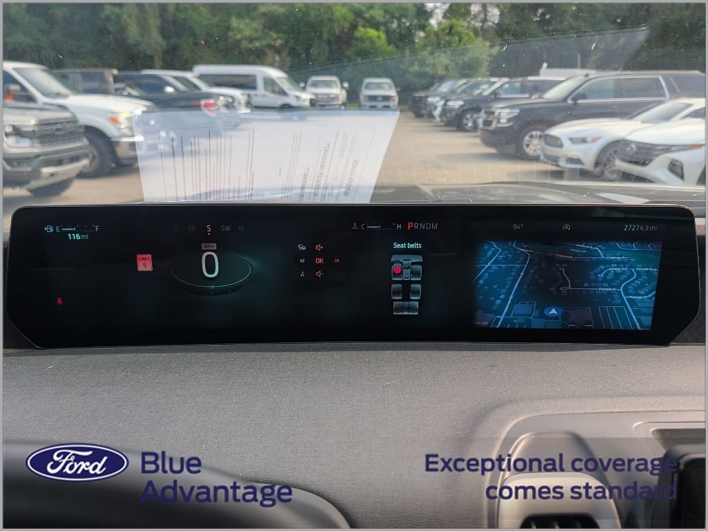 Used 2025 Ford Expedition Active RWD image 12