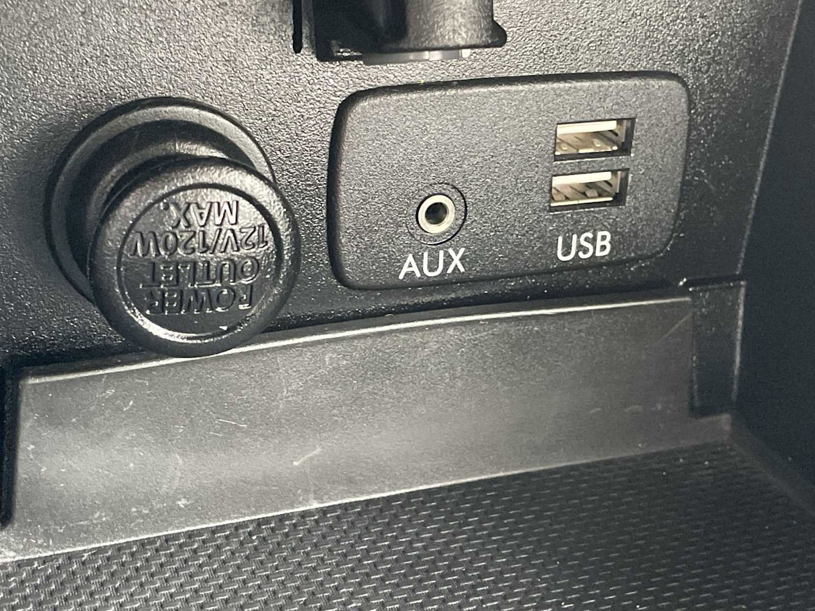 Used 2018 Subaru Outback 2.5i Limited image 25