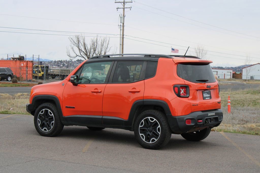 Used 2015 Jeep Renegade Trailhawk w/ Safety & Security Group I AWD/4WD image 4