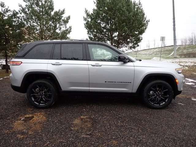 New 2025 Jeep Grand Cherokee Limited AWD/4WD image 8