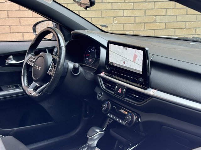 Used 2023 Kia Forte GT-Line w/ GT-Line Premium Package image 9