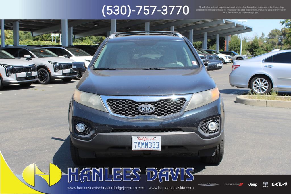 Used 2012 Kia Sorento LX w/ Convenience Pkg FWD image 4