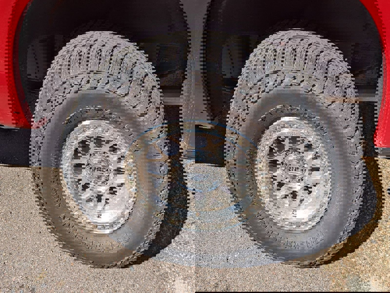 Used 2024 Chevrolet Silverado 1500 LT Trail Boss w/ Convenience Package II image 7