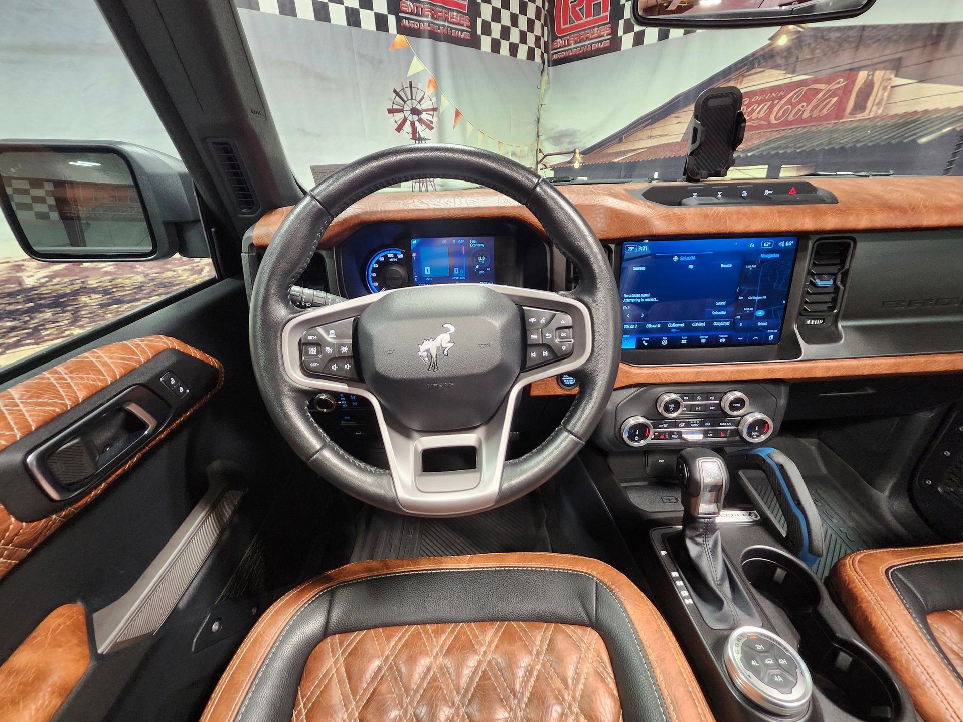 Used 2022 Ford Bronco Wildtrak image 12