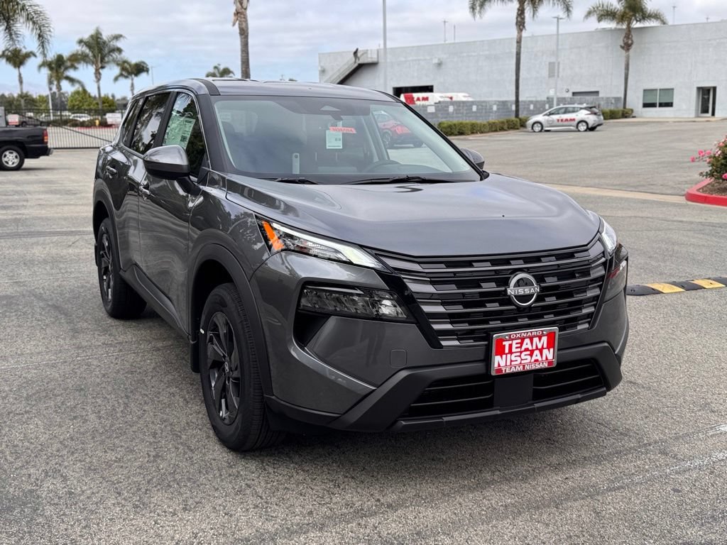 New 2026 Nissan Rogue SV AWD/4WD image 2