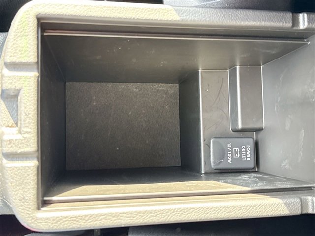 Used 2025 Mitsubishi Outlander Sport 2.0 S image 35