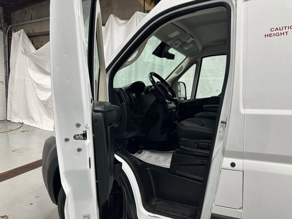 Used 2022 RAM ProMaster 3500 w/ Premium Convenience Group (B) image 11