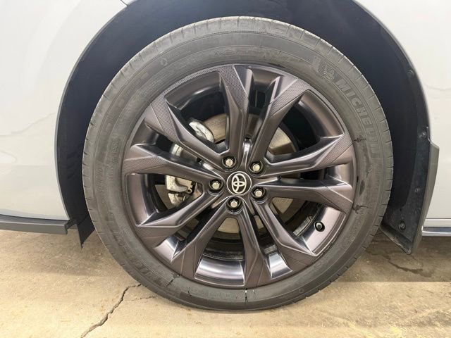 Used 2024 Toyota Sienna XSE w/ XSE Plus Package image 30