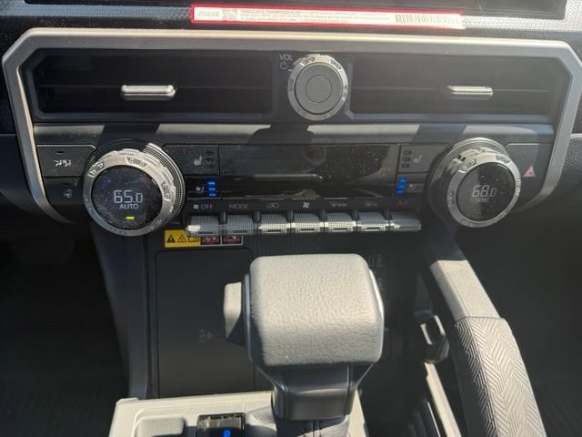 New 2026 Toyota 4Runner Limited AWD/4WD image 24