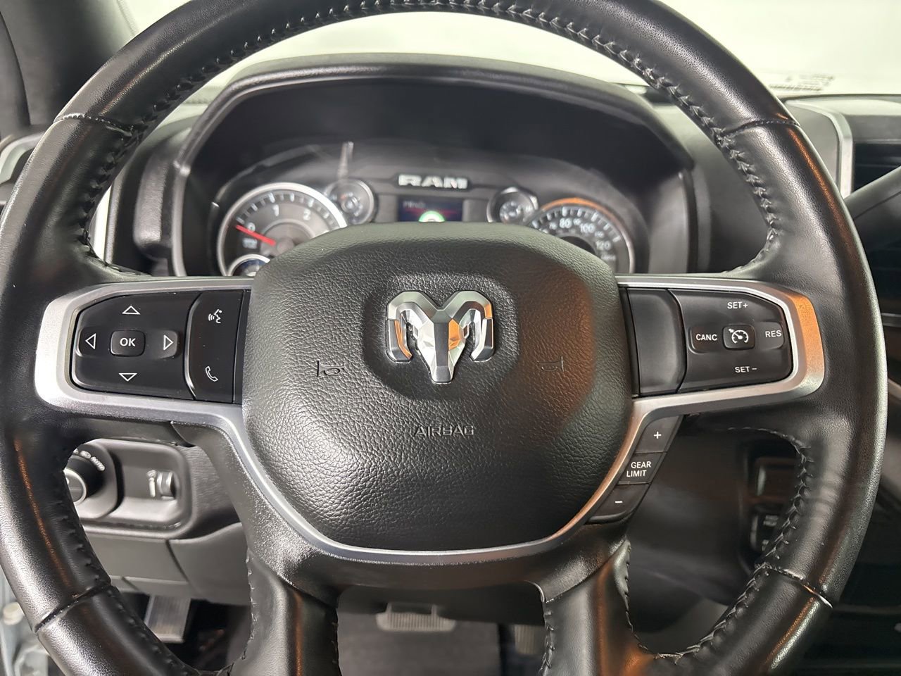 Used 2024 RAM 3500 Big Horn image 11