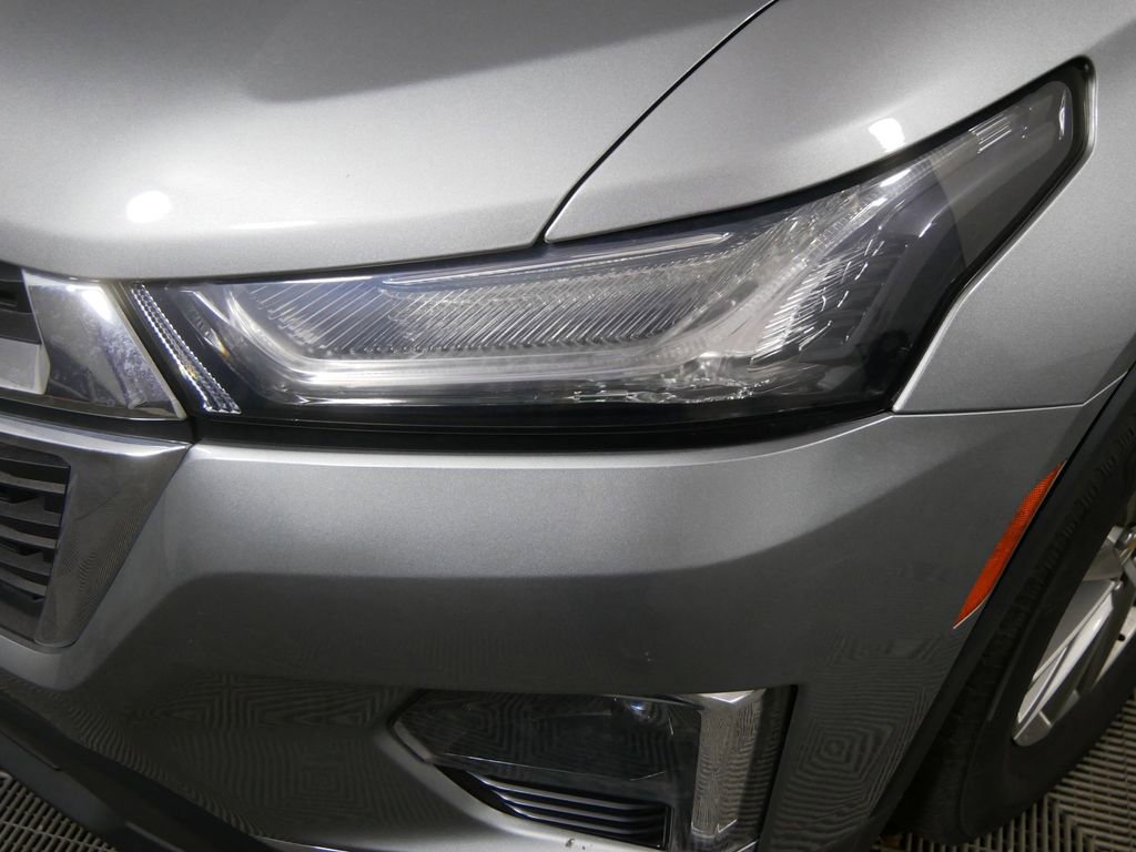 Used 2023 Chevrolet Traverse LT AWD/4WD image 12