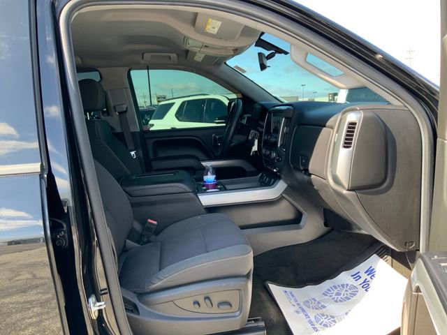 Used 2017 Chevrolet Silverado 1500 LT w/ Midnight Edition AWD/4WD image 16