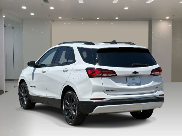 Used 2023 Chevrolet Equinox RS FWD image 4