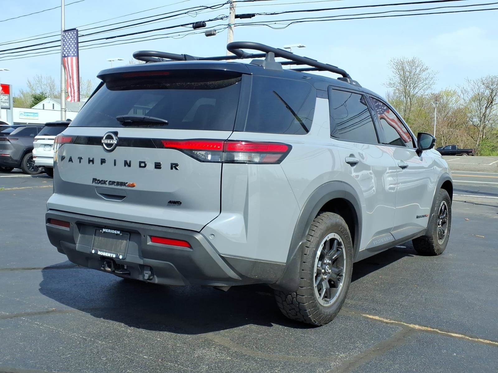 Used 2024 Nissan Pathfinder Rock Creek AWD/4WD image 4