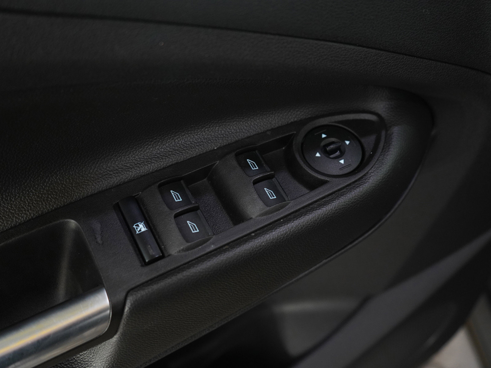 Used 2016 Ford Escape SE AWD/4WD image 19