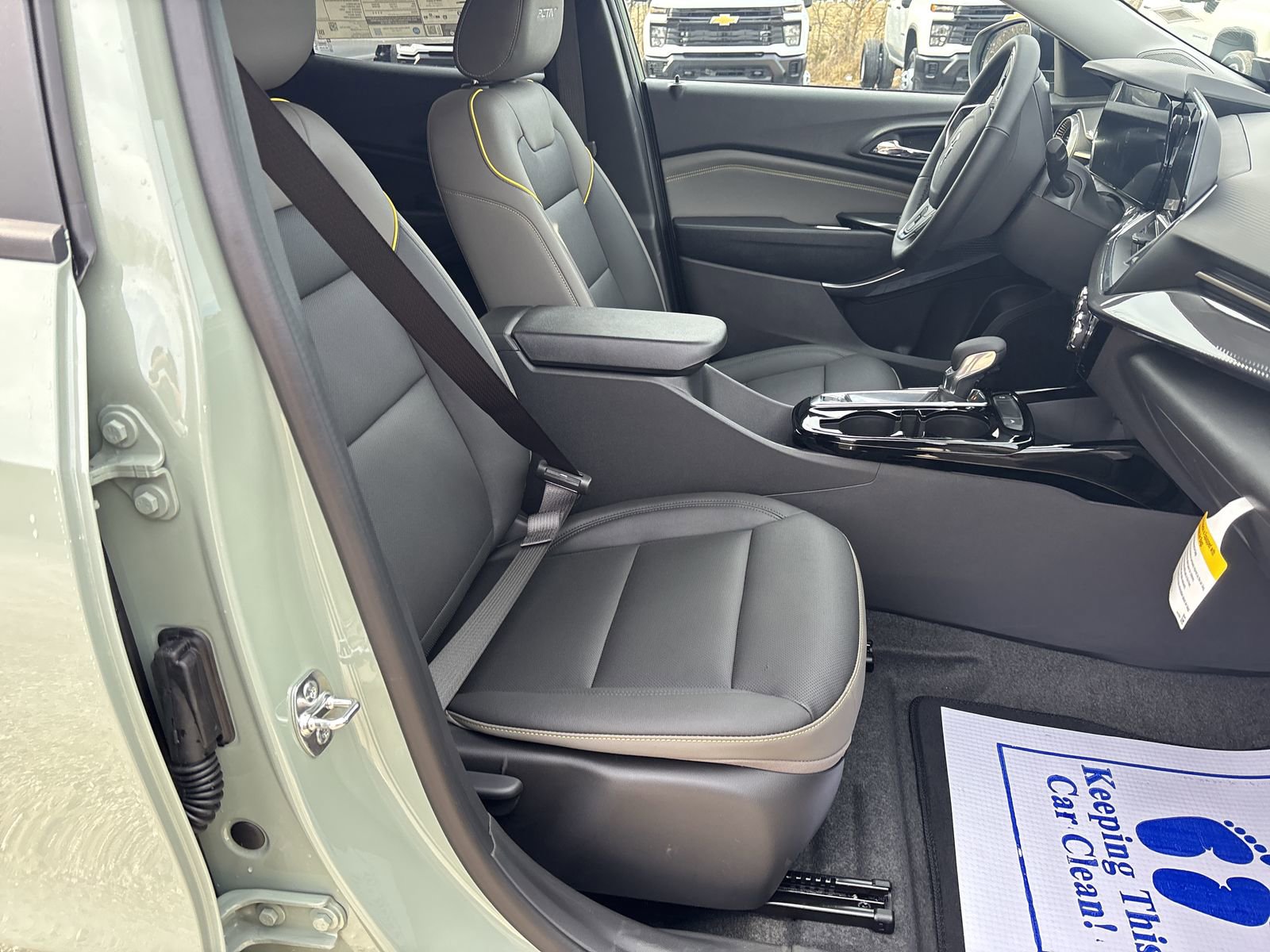 New 2026 Chevrolet Trax ACTIV FWD image 26