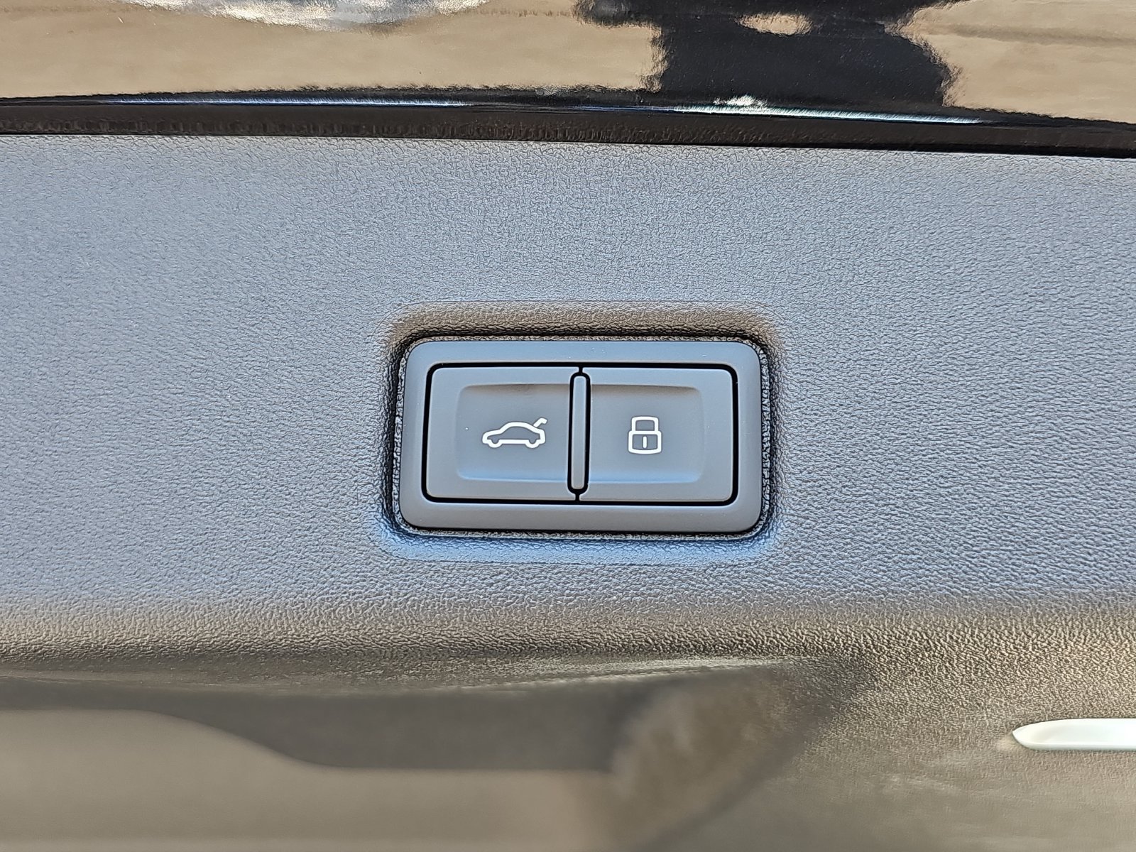 New 2026 Audi SQ5 Premium Plus AWD/4WD image 14