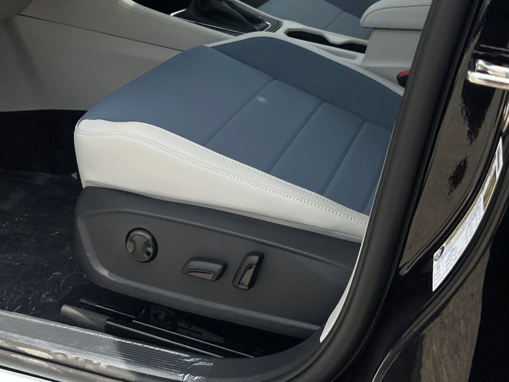 New 2026 Volkswagen Jetta SE FWD image 20