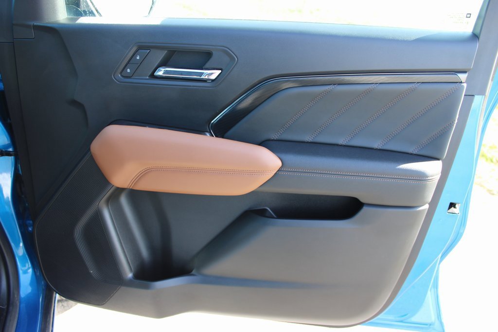 Used 2023 GMC Canyon AT4 image 19