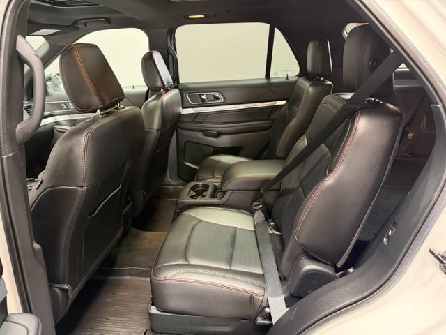 Used 2018 Ford Explorer Sport w/ Equipment Group 401A AWD/4WD image 18