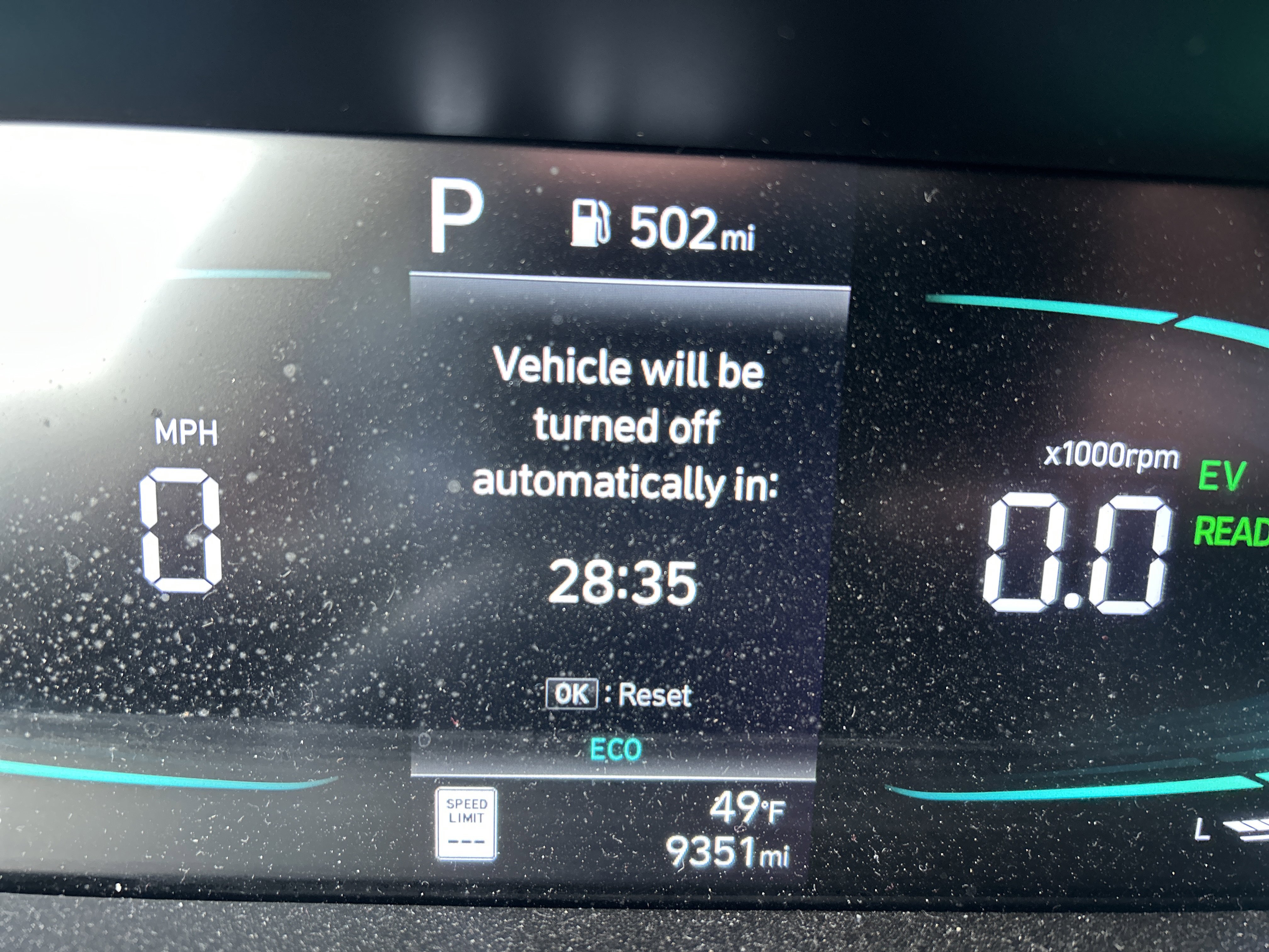 Used 2025 Hyundai Elantra Blue image 32