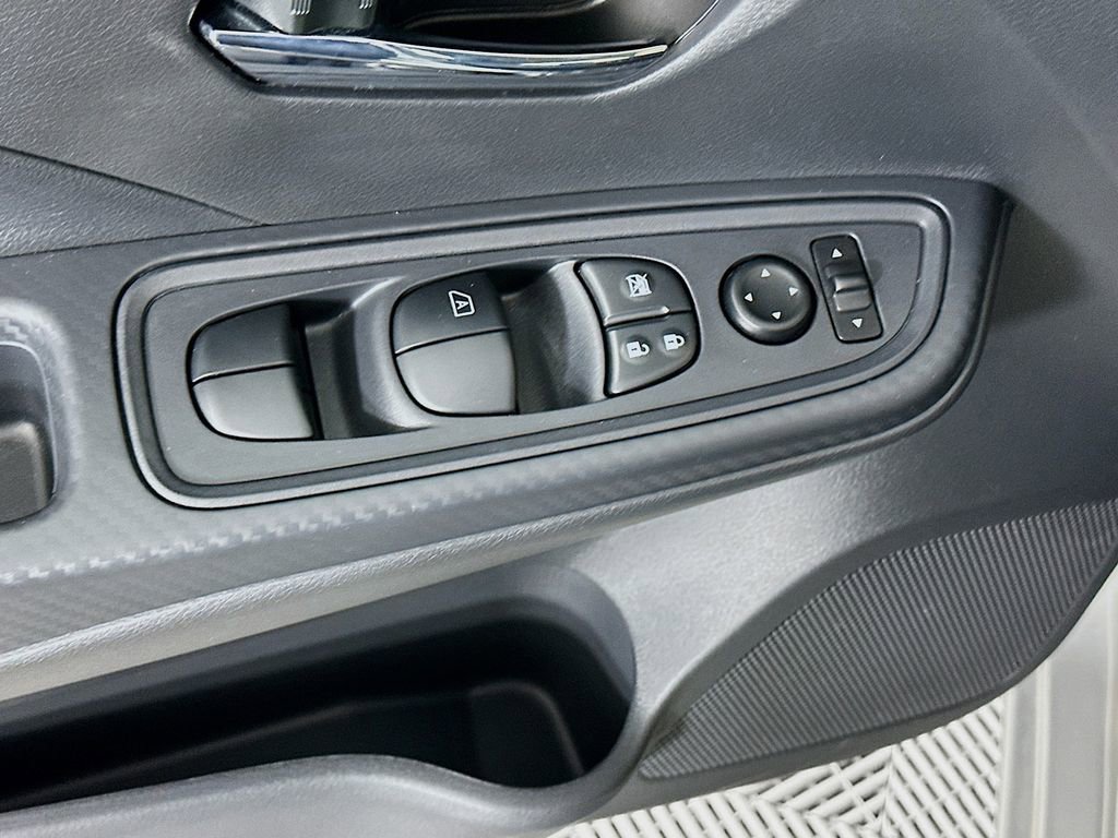 Certified 2025 Nissan Versa SV w/ Trunk Package image 23