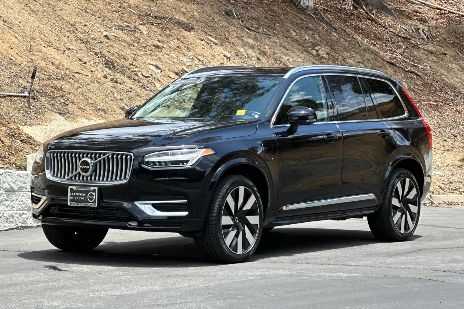 Certified 2023 Volvo XC90 T8 Ultimate w/ Protection Package Premier AWD/4WD image 9