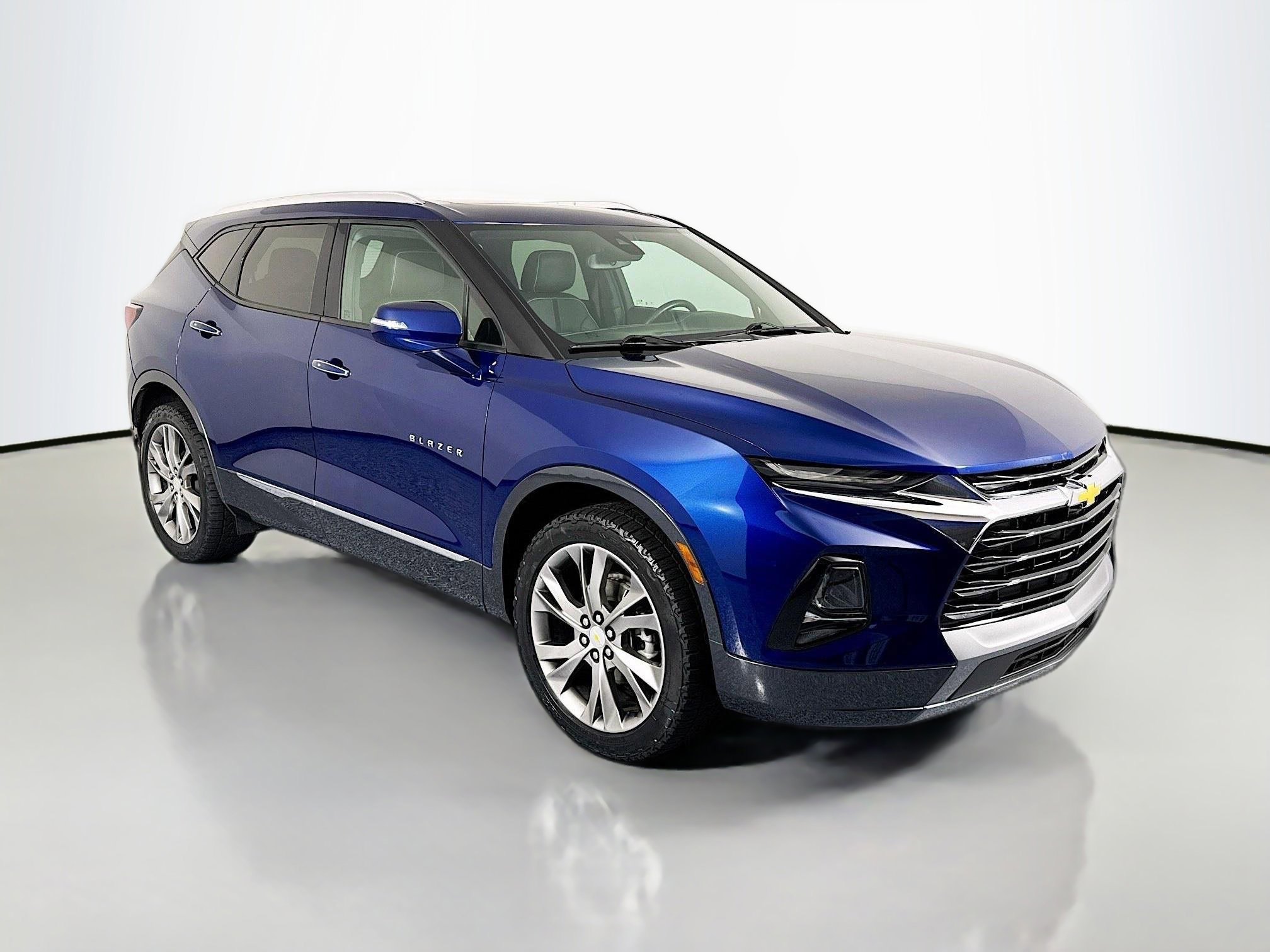 Used 2022 Chevrolet Blazer Premier w/ Enhanced Convenience Package image 3