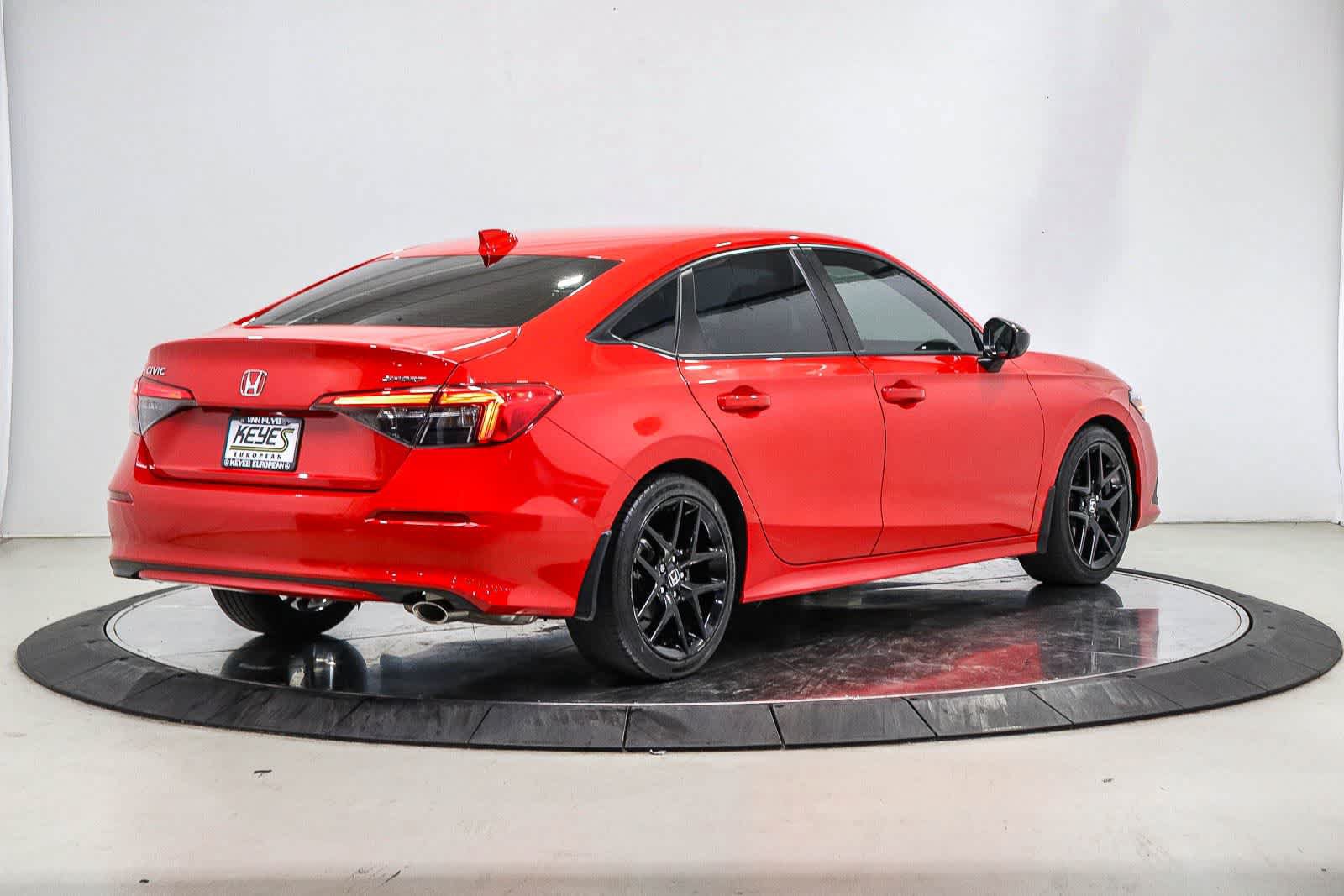 Used 2024 Honda Civic Sport image 4