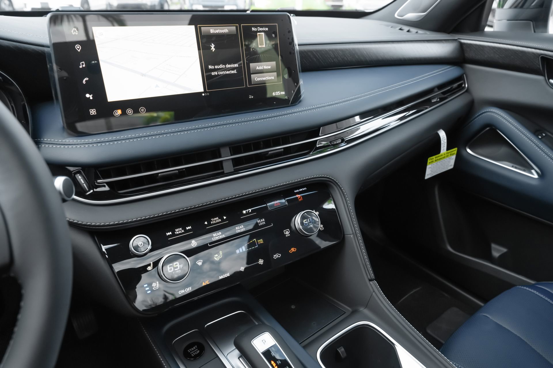 New 2026 INFINITI QX60 Sport w/ Dark Cargo Package image 9