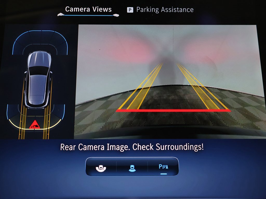 Used 2025 Mercedes-Benz GLC 350e 4MATIC image 40