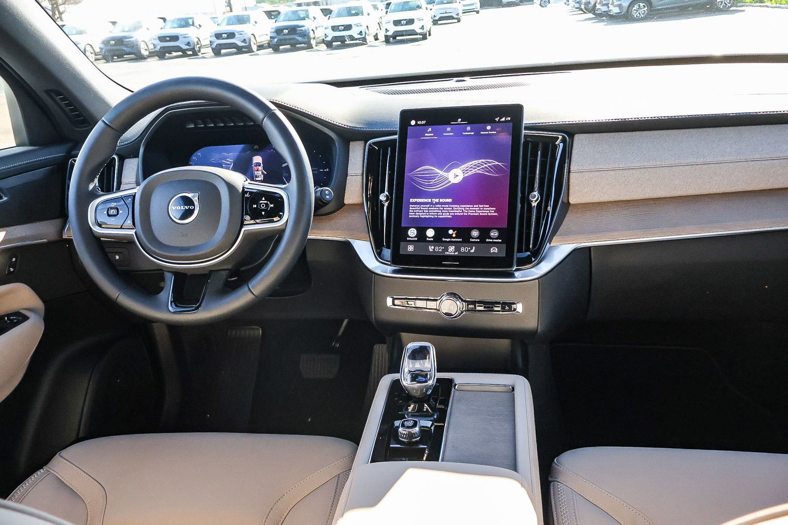 New 2026 Volvo XC90 T8 Plus w/ Protection Package Premier AWD/4WD image 21