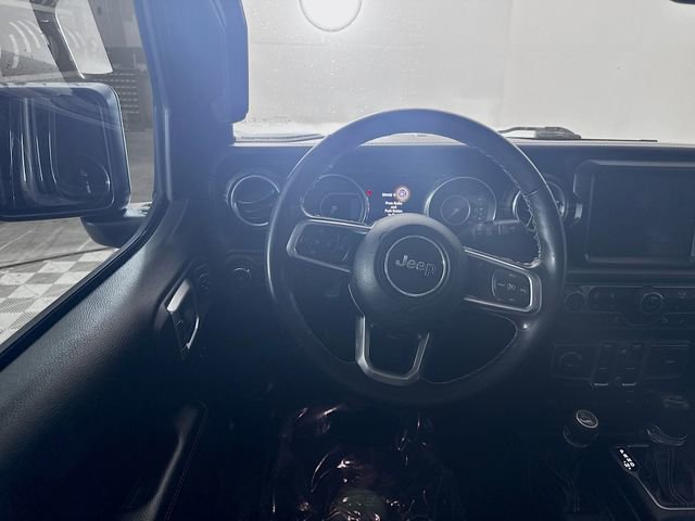 Used 2018 Jeep Wrangler Unlimited Sahara image 22