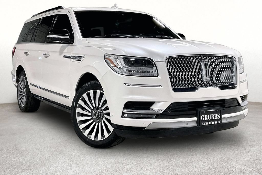 Used 2018 Lincoln Navigator Reserve w/ Technology Package