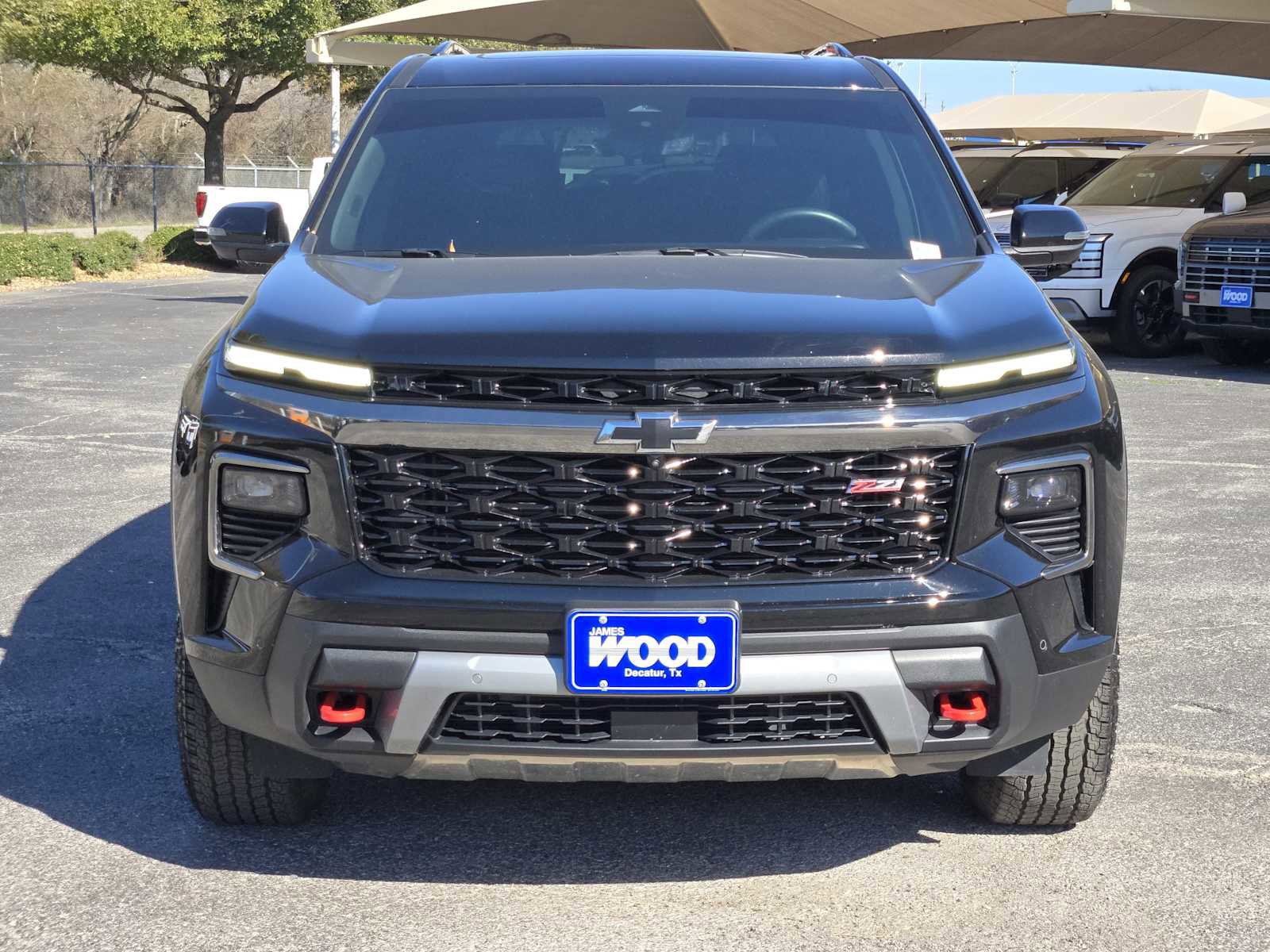 Certified 2025 Chevrolet Traverse Z71 w/ Enhanced Driving Package image 2