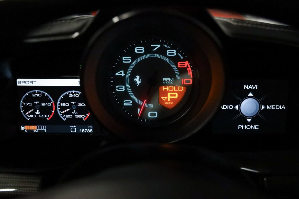 Used 2012 Ferrari 458 Italia Coupe image 43