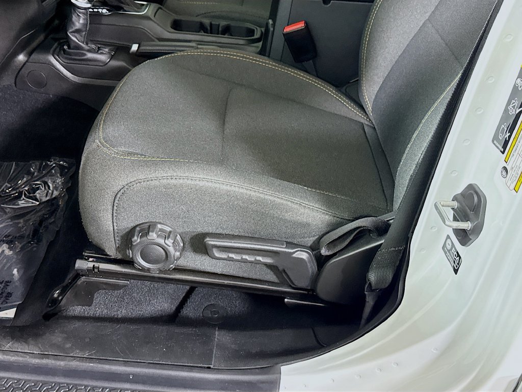 Used 2024 Jeep Gladiator Sport AWD/4WD image 22