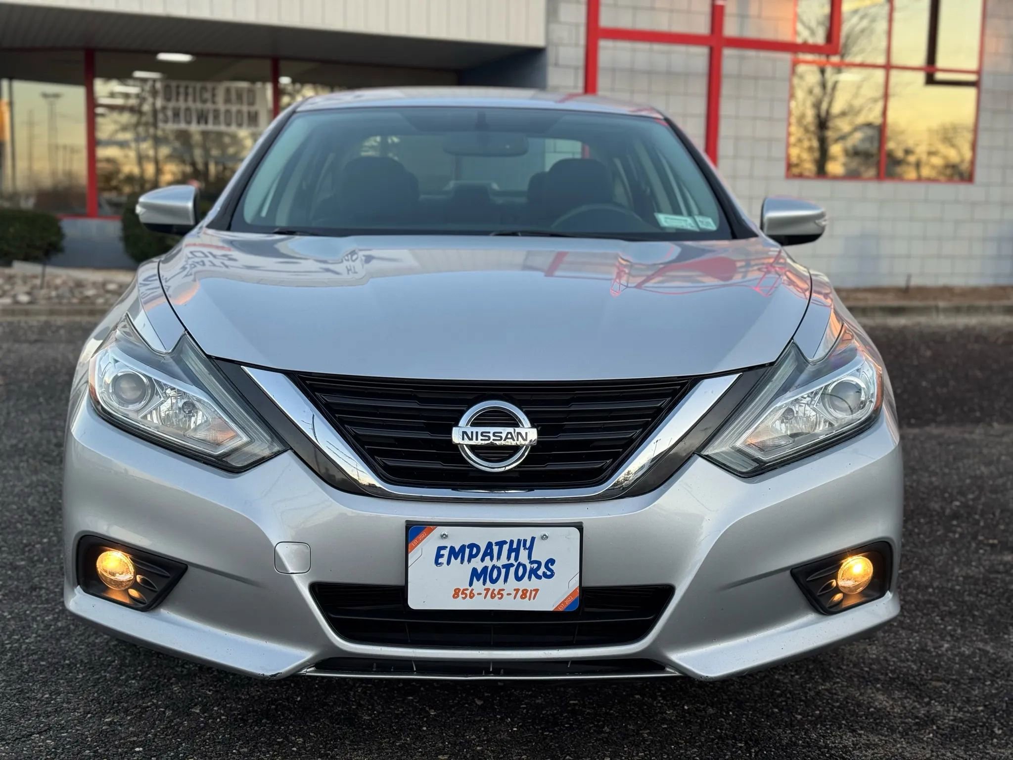 Used 2016 Nissan Altima 2.5 SL w/ 2.5 Technology Package image 8