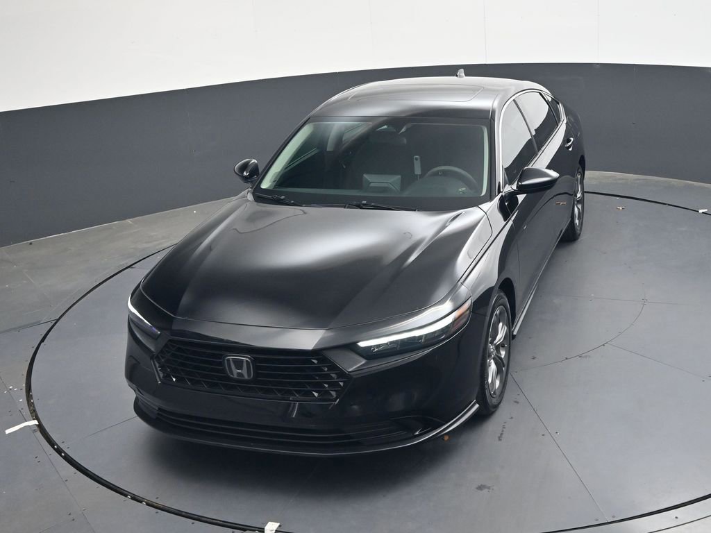 Certified 2023 Honda Accord EX image 18