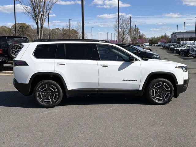 New 2026 Jeep Cherokee Laredo image 14