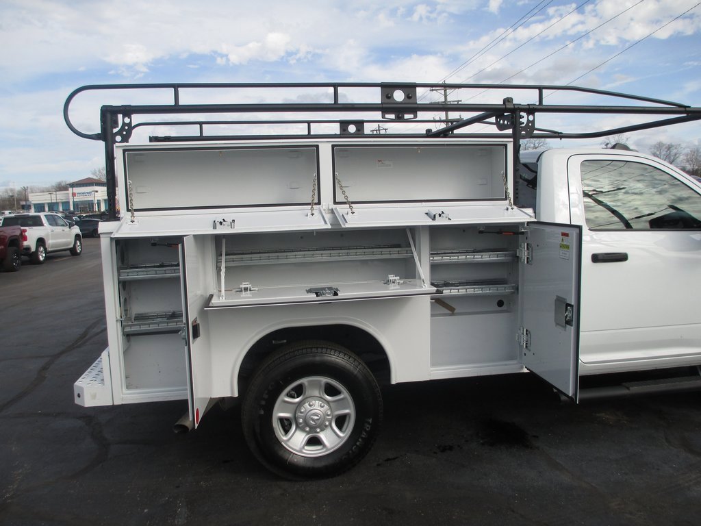 Used 2024 RAM 3500 Tradesman w/ Safety Group image 5