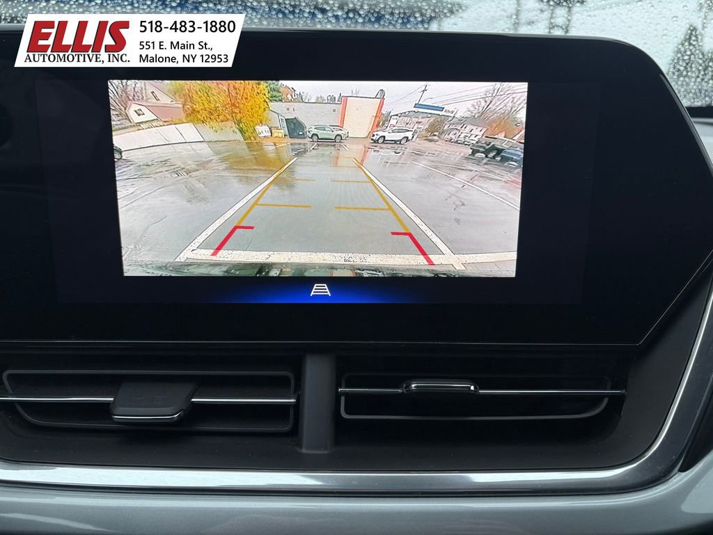 Used 2024 Chevrolet Trax LT image 18