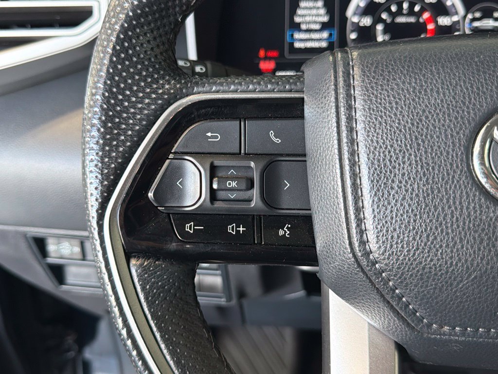 Used 2024 Toyota Tundra Limited AWD/4WD image 25