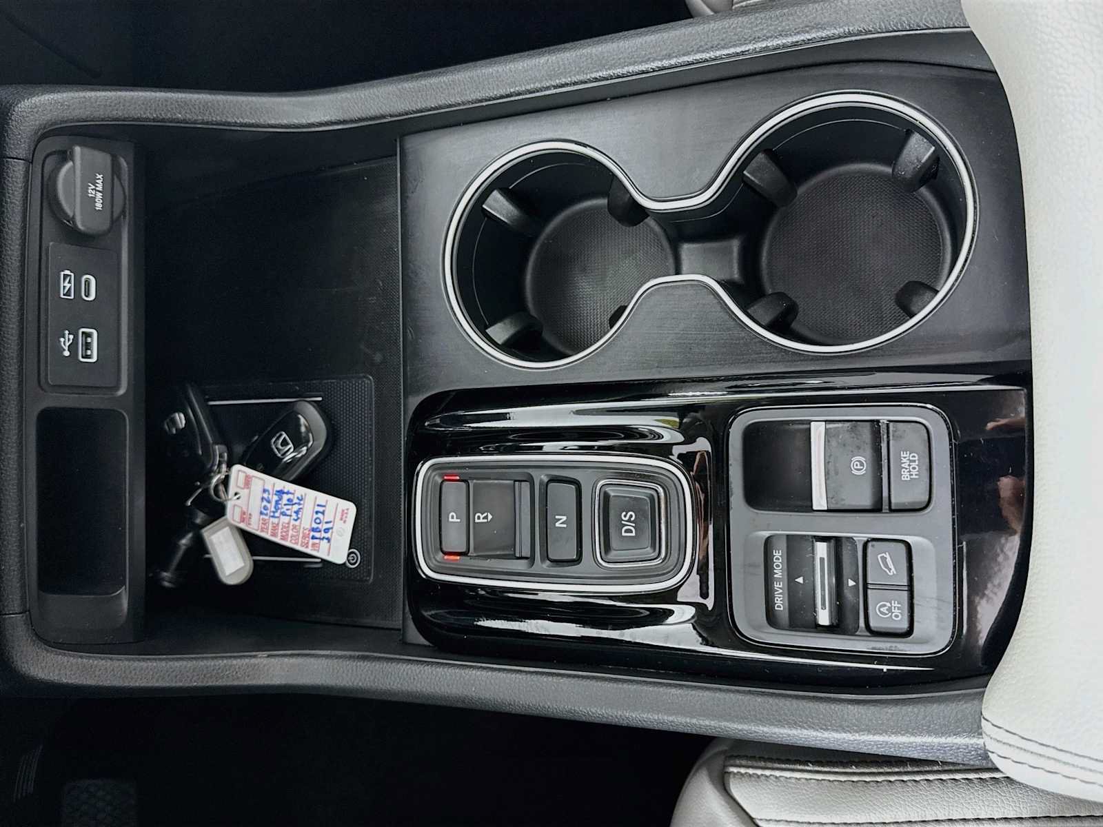 Used 2023 Honda Pilot Touring image 16